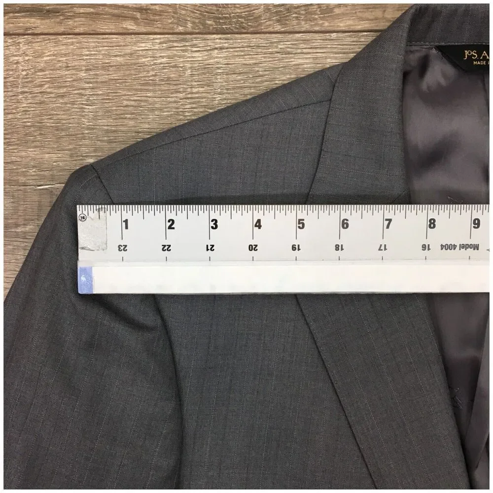 JOS A BANK Mens Suit 2 Piece Set Size‎ 42L Jacket Blazer Pants Fine Wool Casual